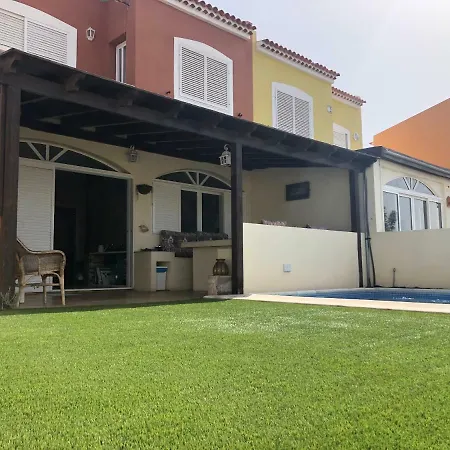100mt To The Beach Marilu, Oceanview 5 Bedrooms And Private Pool *