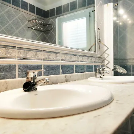 Villa 100mt To The Beach Marilu, Oceanview 5 Bedrooms And Private Pool *