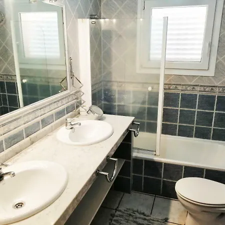 100mt To The Beach Marilu, Oceanview 5 Bedrooms And Private Pool El Medano (Tenerife)